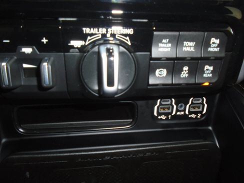 Used 2024 RAM 3500 Limited w/ Safety Group image 89