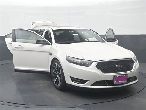 Used 2016 Ford Taurus SHO w/ Equipment Group 401A image 35