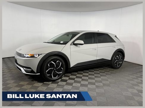 Used 2024 Hyundai Ioniq 5 SEL RWD image 1