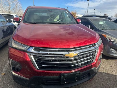 Used 2023 Chevrolet Traverse LT w/ LT Premium Package image 14