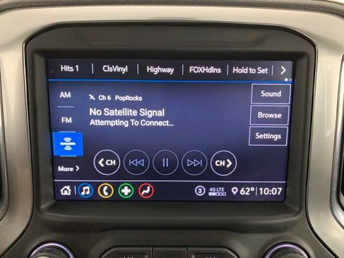 Used 2020 Chevrolet Silverado 1500 LTZ w/ LTZ Convenience Package AWD/4WD image 17