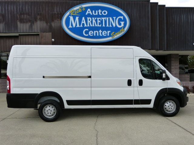 Used 2023 RAM ProMaster 3500 FWD image 4