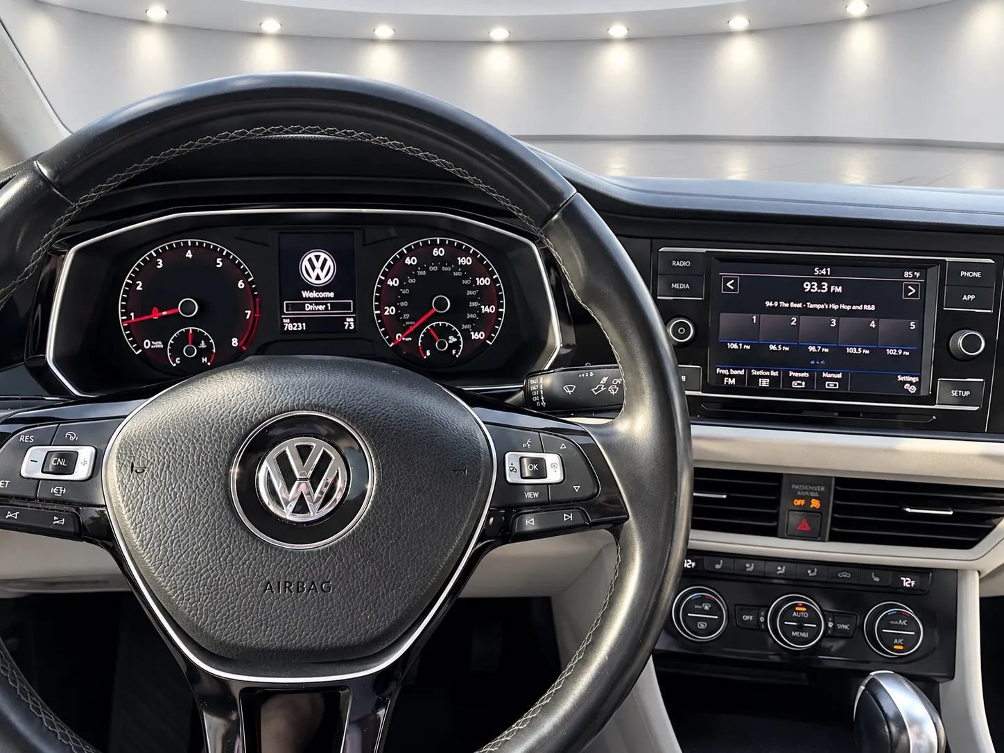 Used 2019 Volkswagen Jetta SE FWD image 12