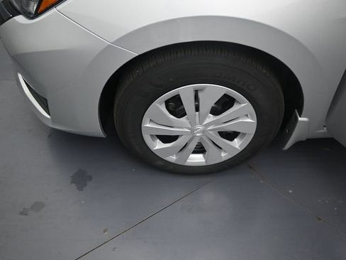 Certified 2025 Nissan Versa S w/ Trunk Package FWD image 34