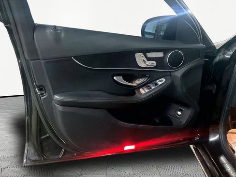 Used 2021 Mercedes-Benz C 300 4MATIC Sedan image 22