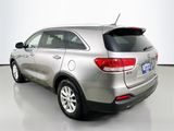 Used 2017 Kia Sorento LX image 5