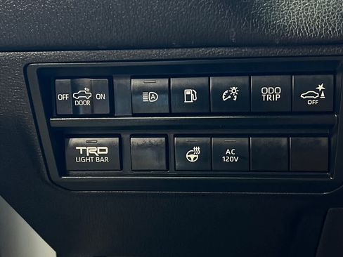 Used 2025 Toyota Tundra TRD Pro AWD/4WD image 31