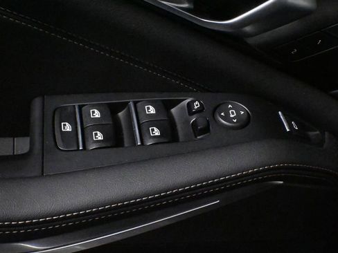 Used 2025 BMW X5 xDrive50e w/ Parking Assistance Package image 29