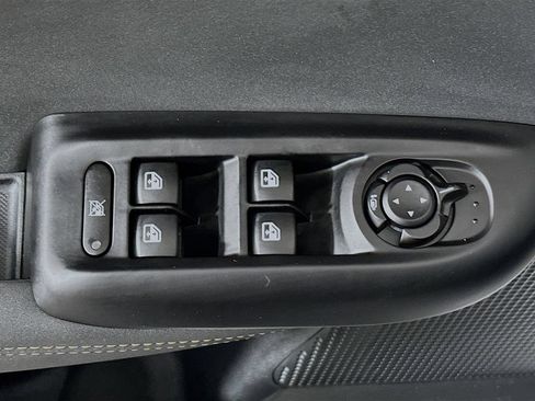 Used 2025 Alfa Romeo Tonale w/ Premium Package AWD/4WD image 14
