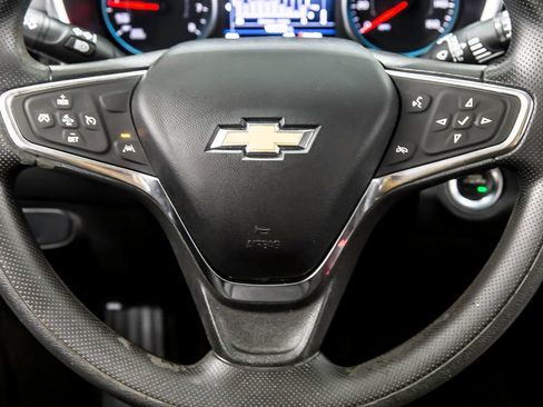 Used 2020 Chevrolet Equinox LT FWD image 24