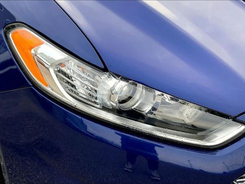 Used 2013 Ford Fusion SE FWD image 27