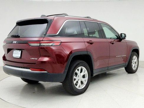 Used 2023 Jeep Grand Cherokee Limited image 5
