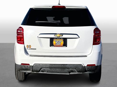 Used 2017 Chevrolet Equinox LS image 4