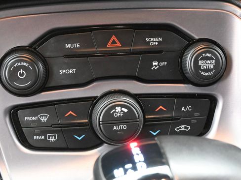 Used 2023 Dodge Challenger SXT w/ Blacktop Package image 42