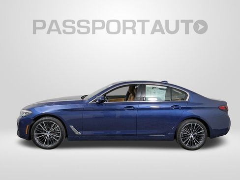 Certified 2023 BMW 530i xDrive w/ Premium Package AWD/4WD image 2