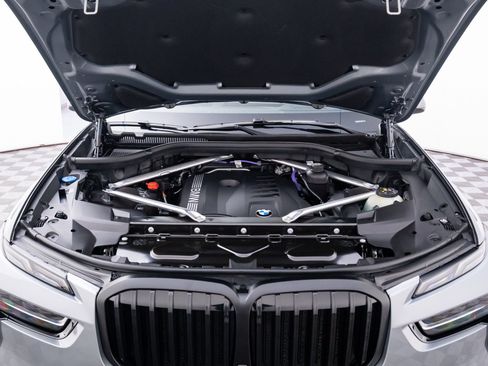 New 2026 BMW X7 xDrive40i w/ M Sport Package image 31