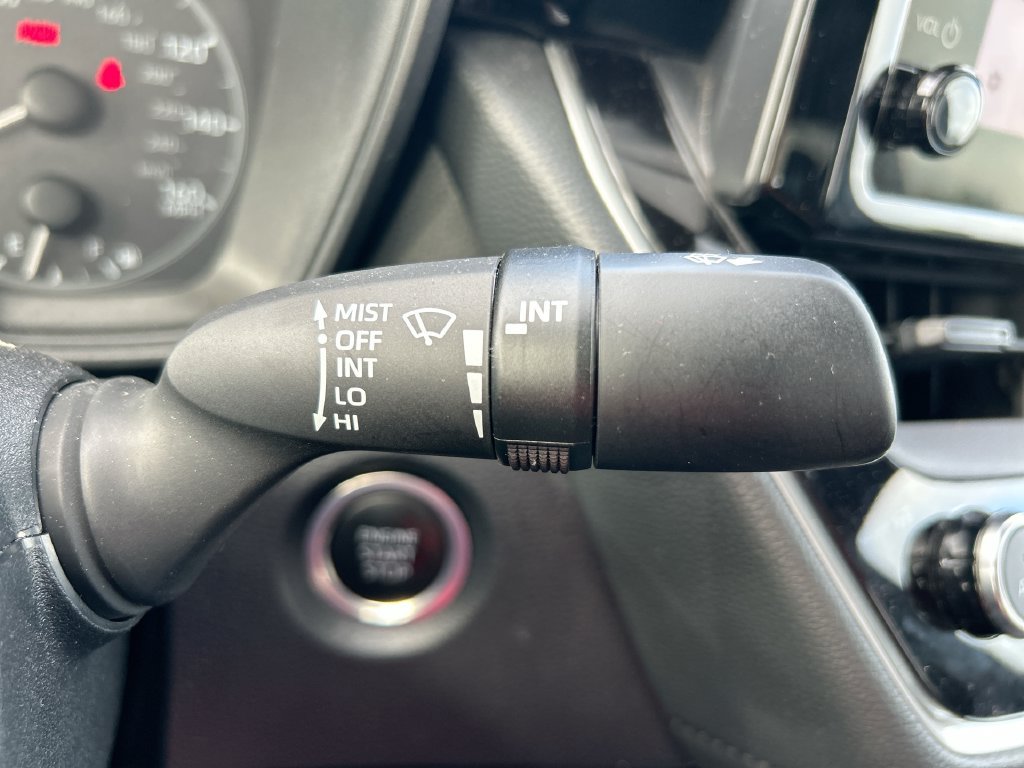 Used 2023 Toyota Corolla SE FWD image 18