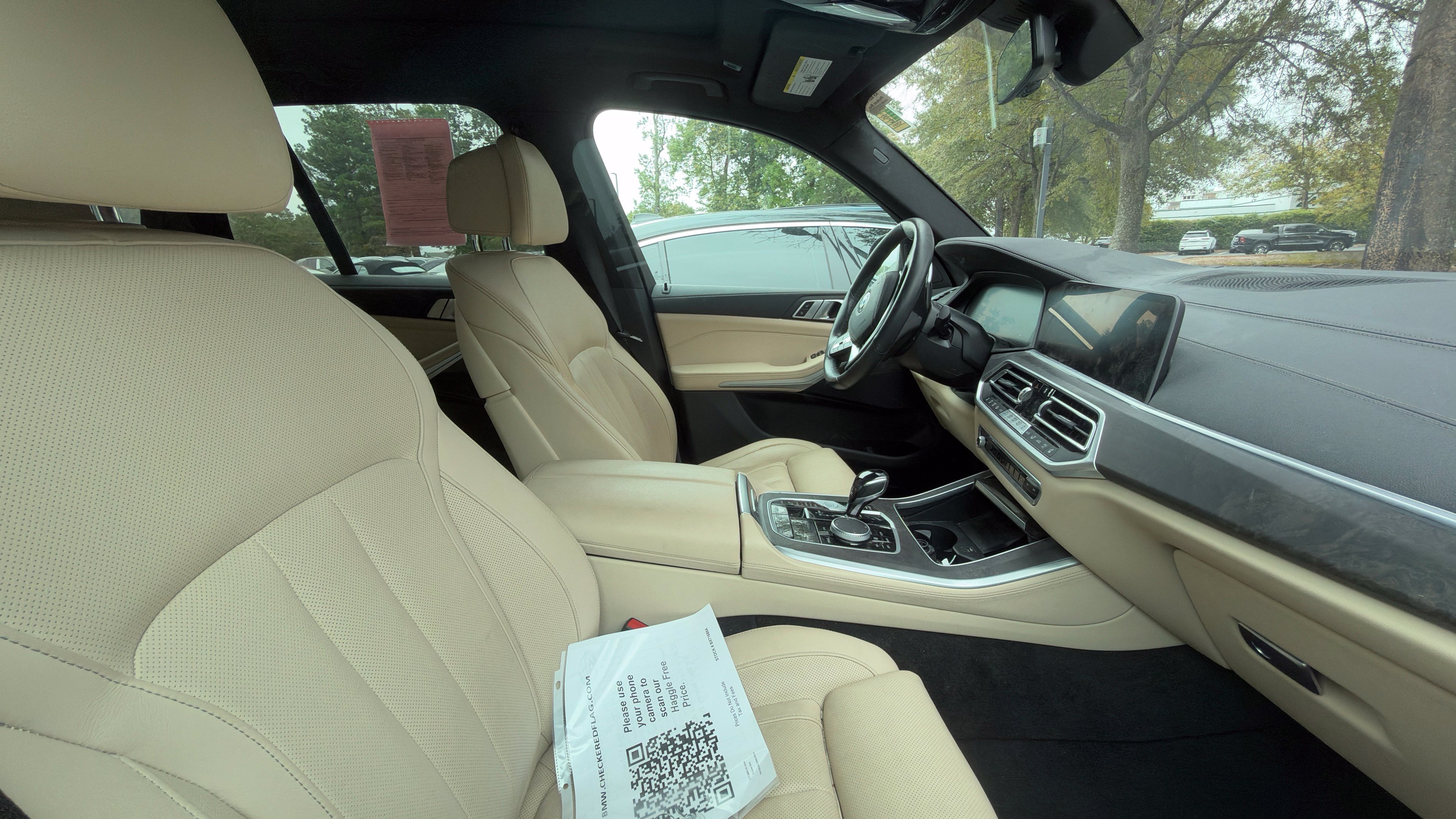 Used 2022 BMW X5 xDrive40i w/ Luxury Seating Package AWD/4WD image 5