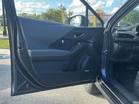 New 2025 Subaru Crosstrek 2.5i Limited AWD/4WD image 8