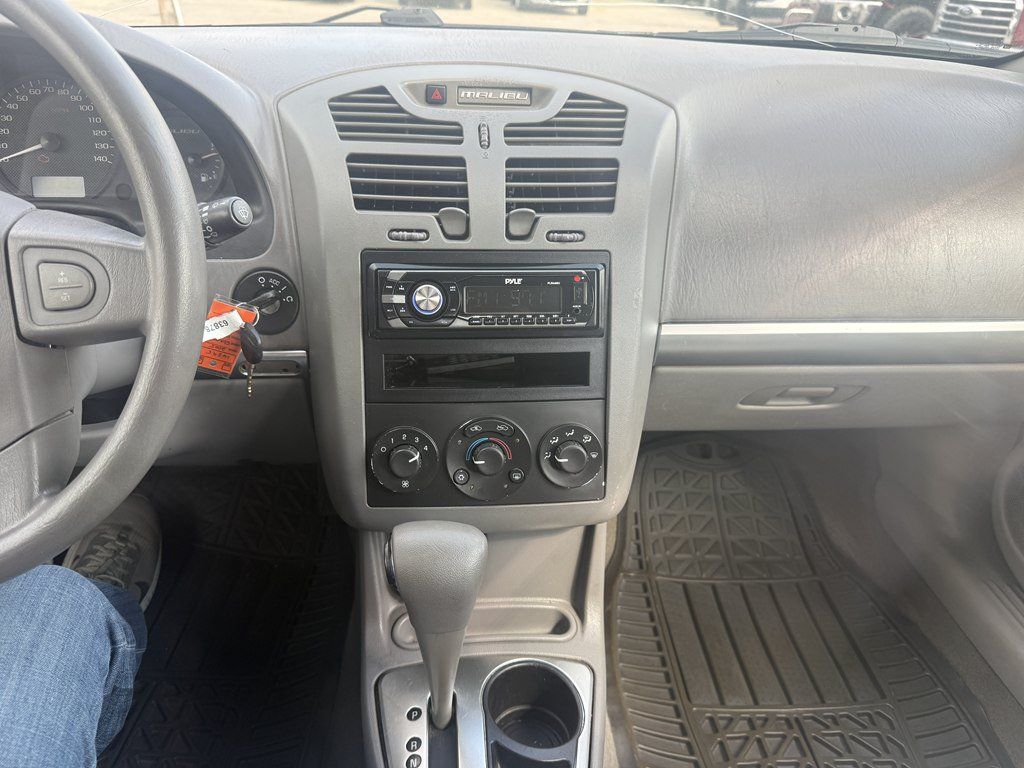 Used 2005 Chevrolet Malibu LS FWD image 18