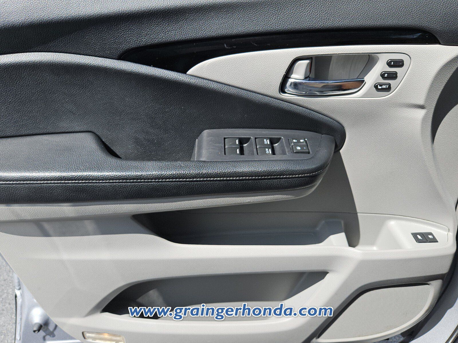 Used 2020 Honda Pilot Elite image 23