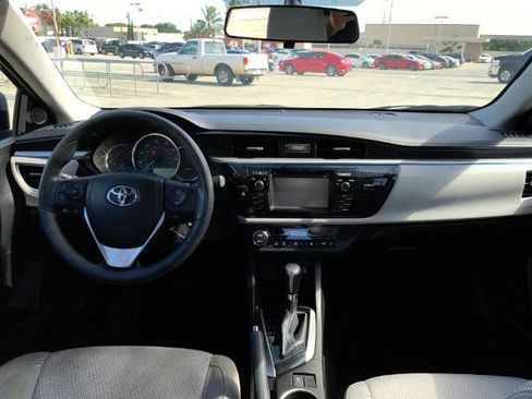 Used 2014 Toyota Corolla LE image 17