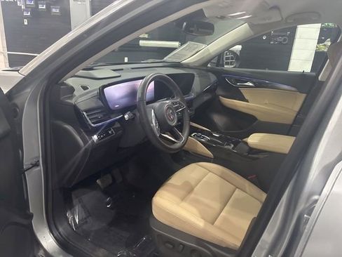Used 2025 Buick Envision Preferred image 10