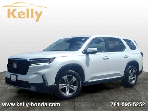 Certified 2025 Honda Pilot EX-L image 1