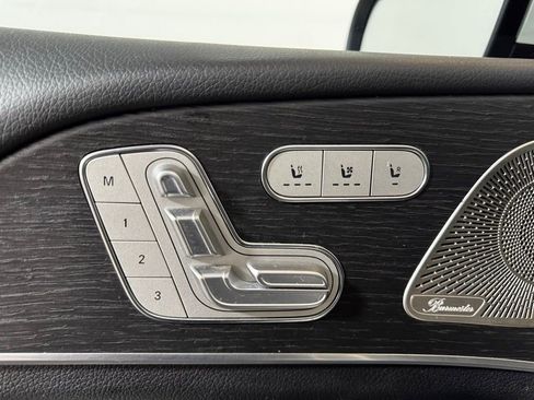 Used 2023 Mercedes-Benz GLS 450 4MATIC image 13