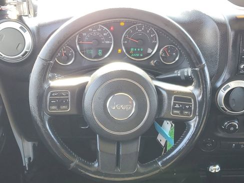 Used 2014 Jeep Wrangler Unlimited Sahara w/ Dual Top Group image 19