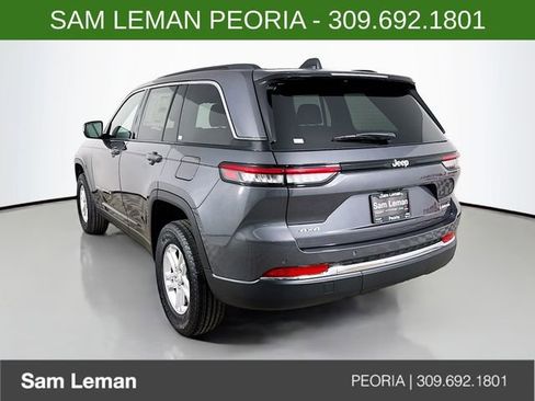 New 2025 Jeep Grand Cherokee Laredo w/ Luxury Tech Group I image 5