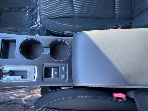 Used 2017 Subaru Outback 2.5i Premium image 27