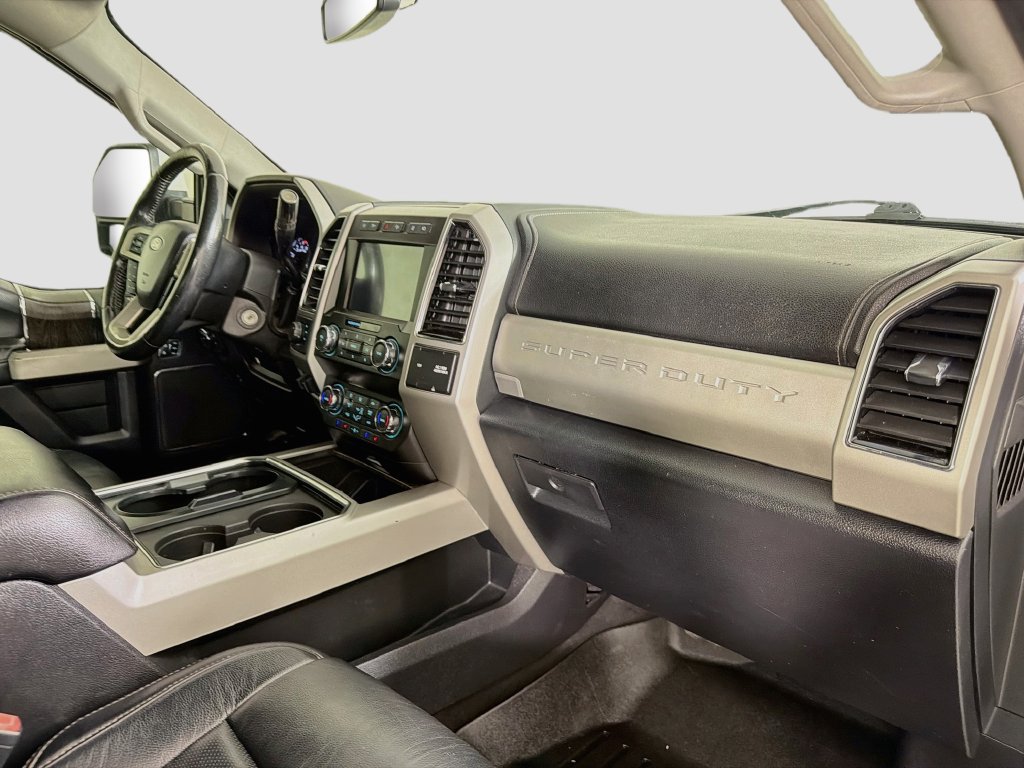 Used 2020 Ford F250 Lariat w/ Lariat Value Package AWD/4WD image 32