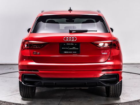 Used 2022 Audi Q3 2.0T Premium AWD/4WD image 5