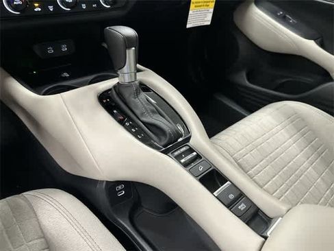 New 2026 Honda HR-V LX image 24