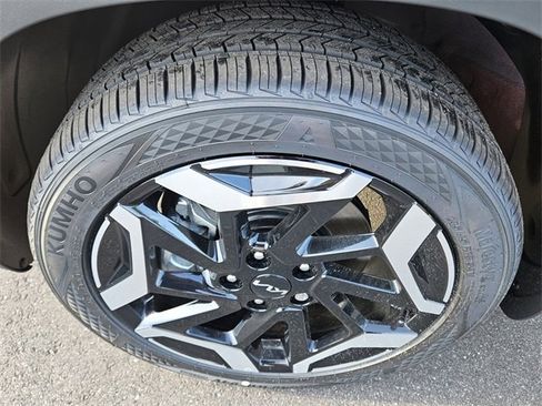 New 2026 Kia Seltos SX image 14