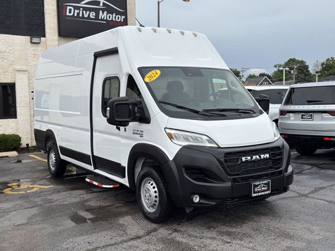 Used 2024 RAM ProMaster 3500 w/ Delivery Van Package FWD image 13