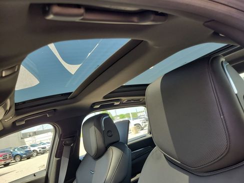Used 2019 Cadillac CT6 V w/ Driver Assist Package AWD/4WD image 37