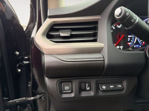 Used 2023 GMC Acadia Denali w/ Black Diamond Edition AWD/4WD image 20