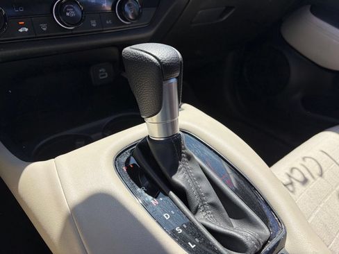 Used 2024 Honda HR-V LX image 8