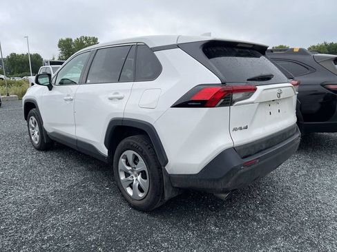 Certified 2023 Toyota RAV4 LE AWD/4WD image 5