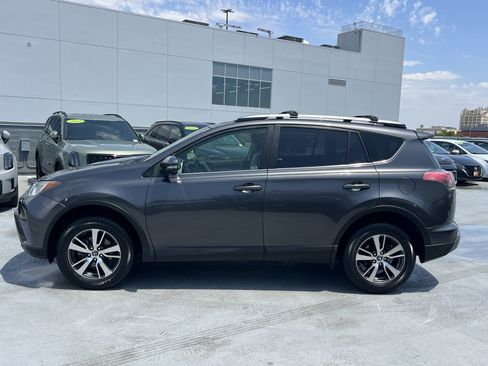 Used 2017 Toyota RAV4 XLE w/ Carpet Mat Package FWD image 3