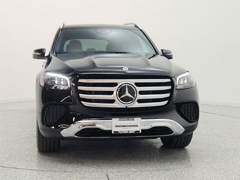Certified 2026 Mercedes-Benz GLS 450 4MATIC image 2