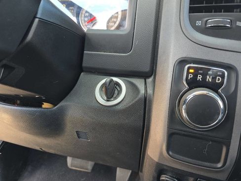 Used 2016 RAM 1500 Express image 28