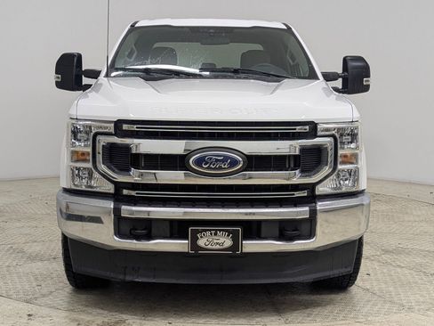Certified 2022 Ford F250 XLT w/ FX4 Off-Road Package image 5