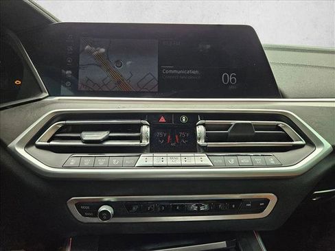 Used 2022 BMW X5 sDrive40i w/ M Sport Package RWD image 14