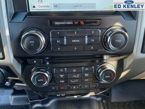 Used 2017 Ford F150 Lariat image 16