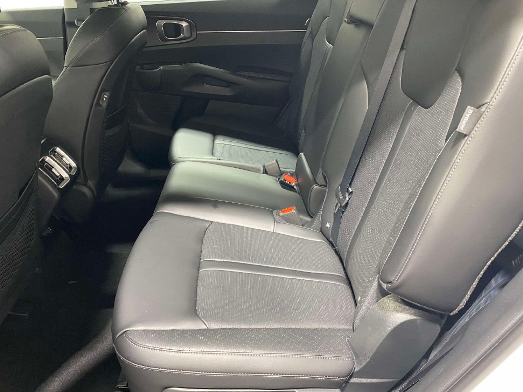 New 2026 Kia Sorento S FWD image 11