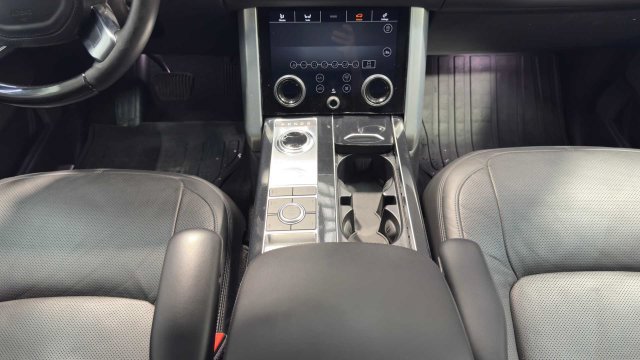 Used 2020 Land Rover Range Rover HSE AWD/4WD image 19
