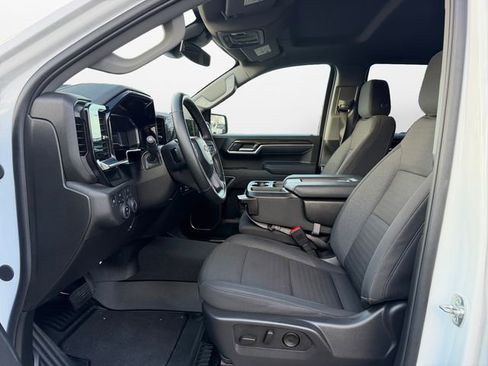 Used 2025 Chevrolet Silverado 1500 LT w/ Protection Package image 9